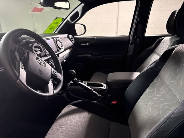 2023 Toyota Tacoma TRD Sport V6