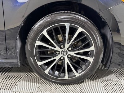 2019 Toyota Camry SE