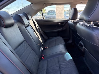 2015 Toyota Camry Hybrid SE
