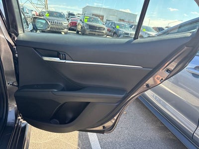 2023 Toyota Camry SE