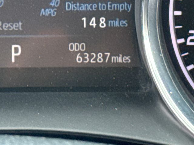 2020 Toyota AWD Camry SE