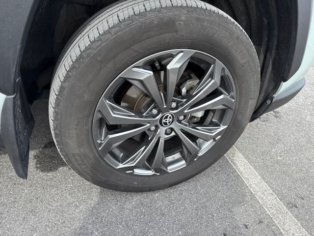 2023 Toyota RAV4 Hybrid XLE Premium