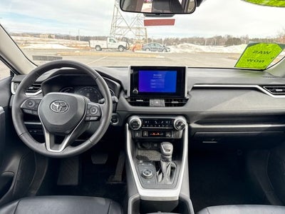 2023 Toyota RAV4 Hybrid XLE Premium