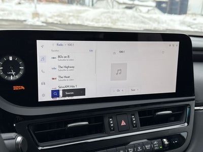 2025 Lexus ES 300h Luxury