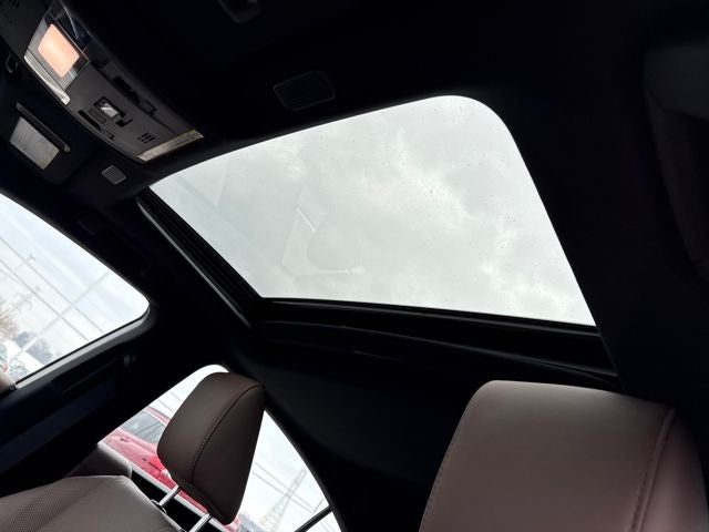 2025 Lexus ES 300h Luxury