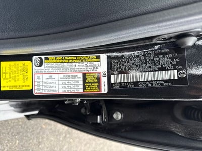 2025 Lexus ES 300h Luxury