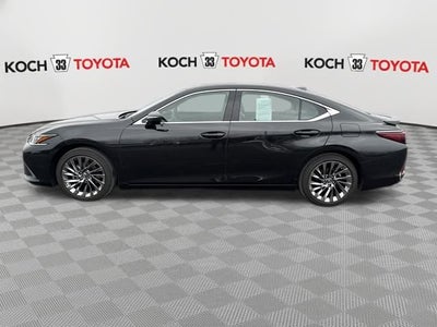 2025 Lexus ES 300h Luxury