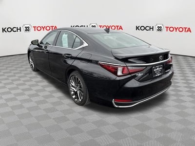 2025 Lexus ES 300h Luxury