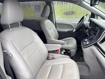 2019 Toyota Sienna XLE Premium 7 Passenger