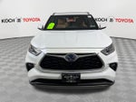 2022 Toyota Highlander Hybrid Platinum