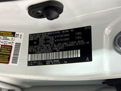 2022 Toyota Highlander Hybrid Platinum