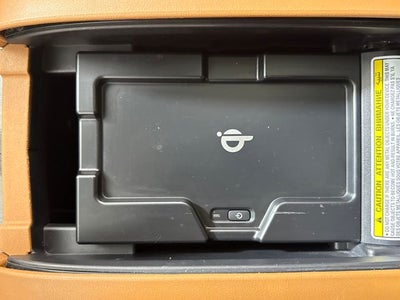 2022 Toyota Highlander Hybrid Platinum