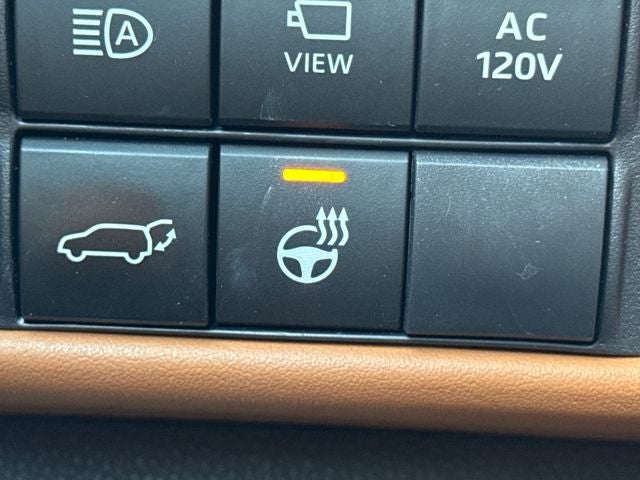 2023 Toyota Highlander Hybrid Platinum