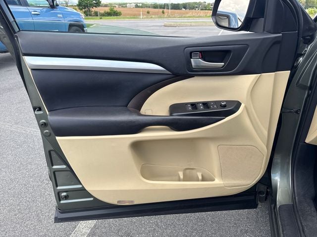 2016 Toyota Highlander XLE V6