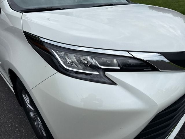 2021 Toyota Sienna XLE 7 Passenger