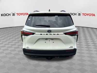 2021 Toyota Sienna XLE 7 Passenger