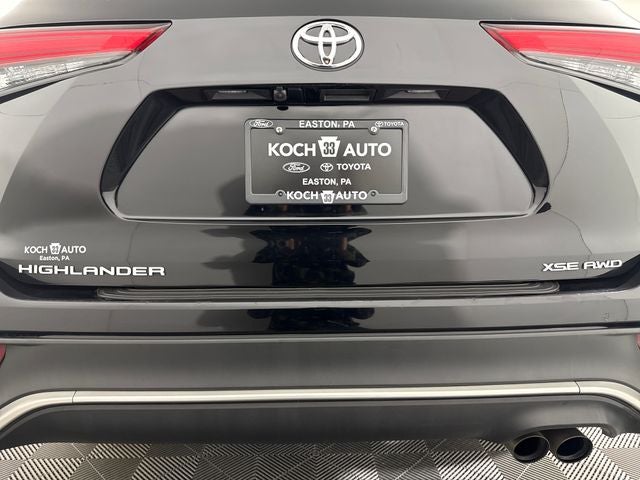 2022 Toyota Highlander XSE