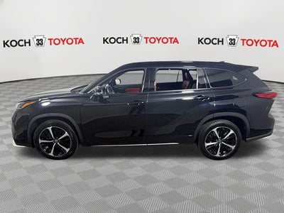 2022 Toyota Highlander XSE