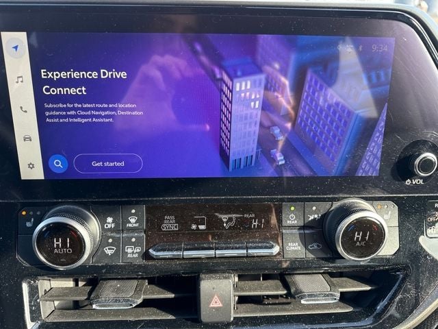 2024 Toyota Highlander Hybrid XLE Nightshade