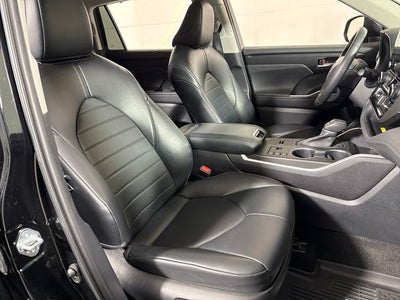 2023 Toyota Highlander Hybrid XLE