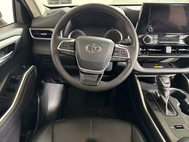 2023 Toyota Highlander Hybrid XLE
