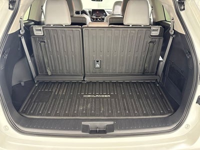 2025 Toyota Highlander XLE
