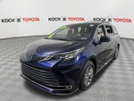 2022 Toyota Sienna XLE 7 Passenger