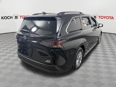 2023 Toyota Sienna XLE 7 Passenger