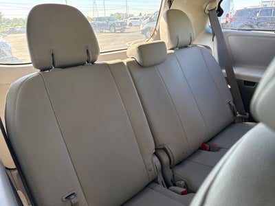 2018 Toyota Sienna XLE 8 Passenger
