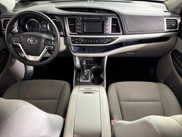 2018 Toyota Highlander LE