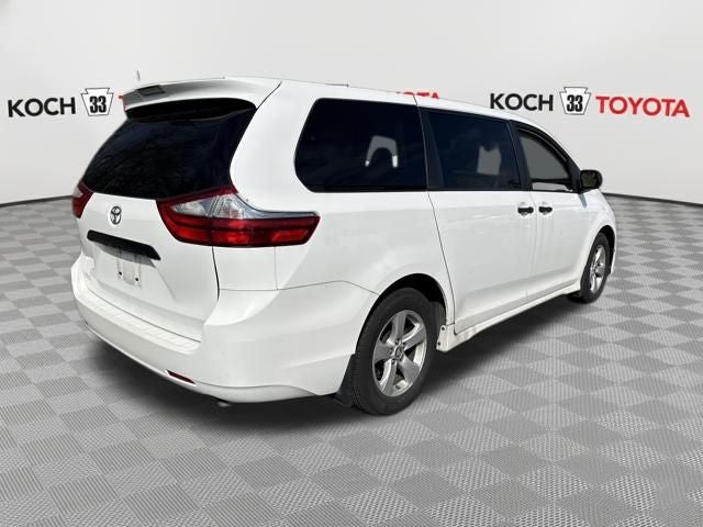 2019 Toyota Sienna L 7 Passenger