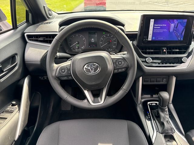 2024 Toyota Corolla Cross Hybrid SE