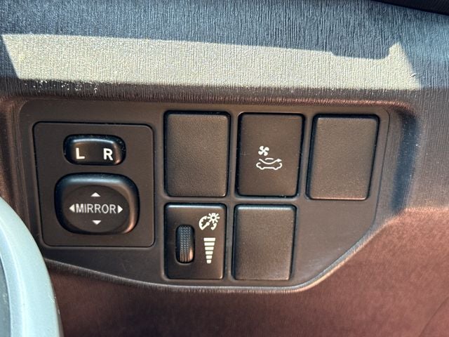2014 Toyota Prius Three