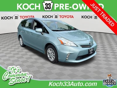 2014 Toyota Prius v Two