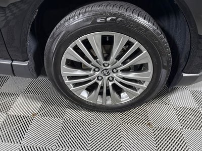 2023 Toyota Venza XLE