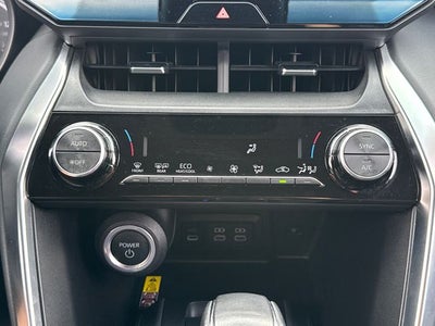 2024 Toyota Venza LE