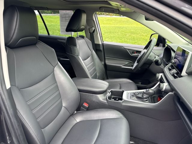 2023 Toyota RAV4 Hybrid XLE Premium