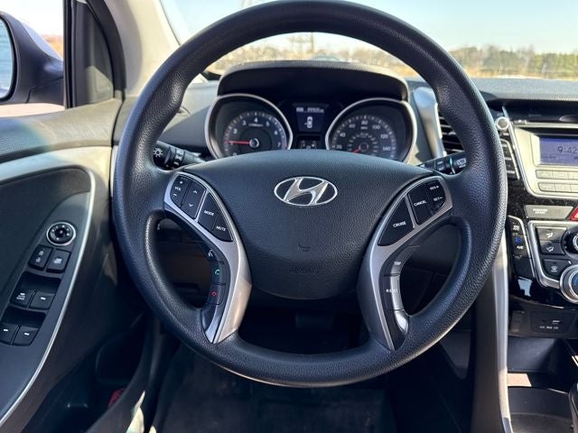 2017 Hyundai Elantra GT Base