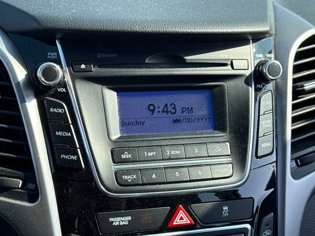 2017 Hyundai Elantra GT Base