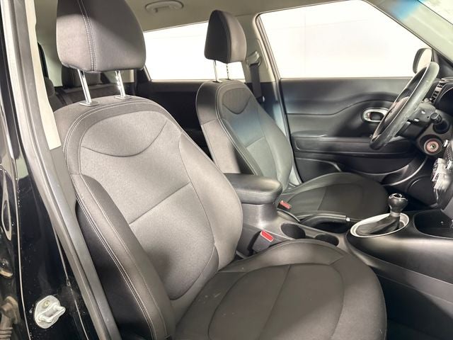 2017 Kia Soul Base