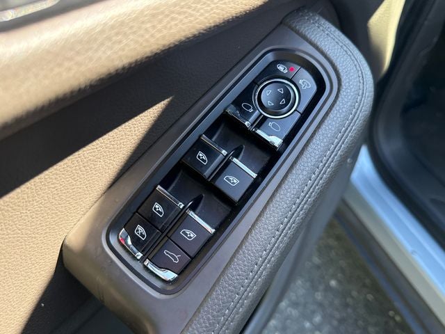 2020 Porsche Macan Base