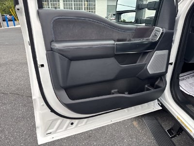 2027 Ford F-450SD Platinum DRW
