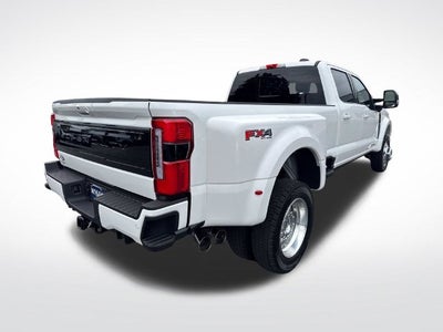 2027 Ford F-450SD Platinum DRW