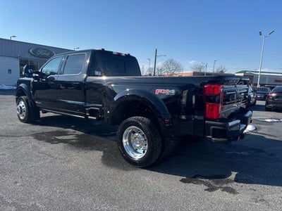2026 Ford F-450SD Platinum DRW