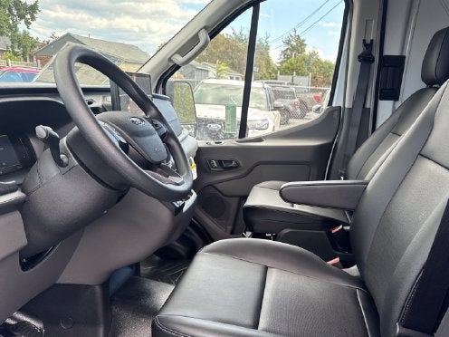 2027 Ford Transit-250 Base