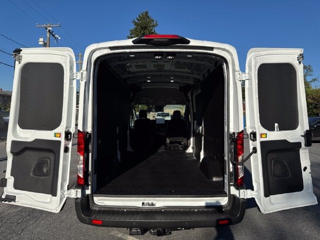 2027 Ford Transit-250 Base