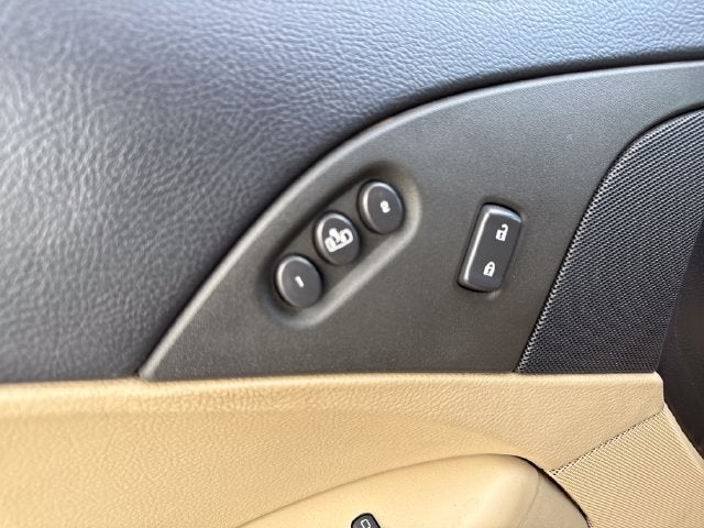 2005 Chevrolet Corvette Base