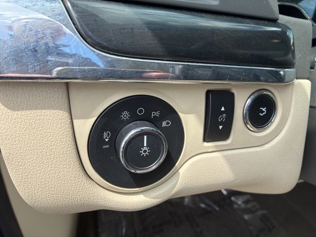 2013 Lincoln MKS Base