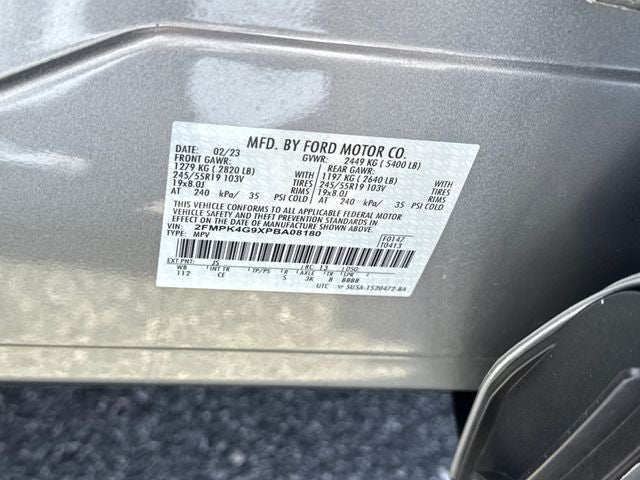 2023 Ford Edge SE