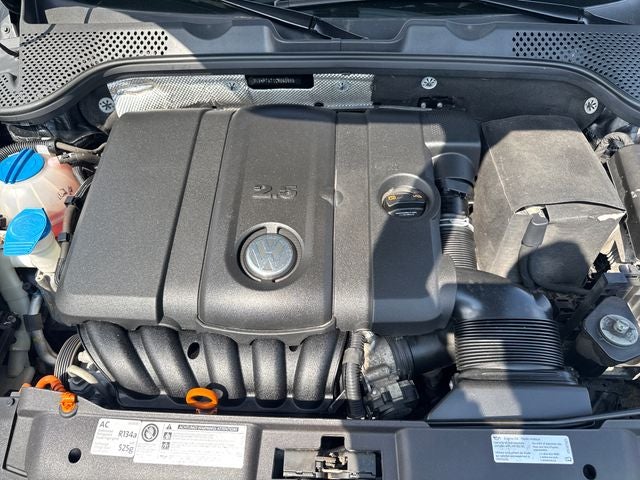 2012 Volkswagen Beetle 2.5L